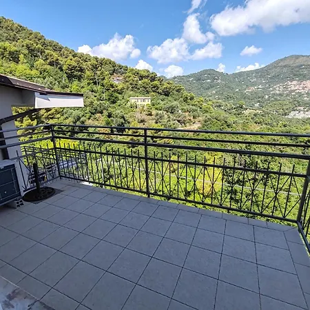 Vista Mare Con Terrazza 公寓 *