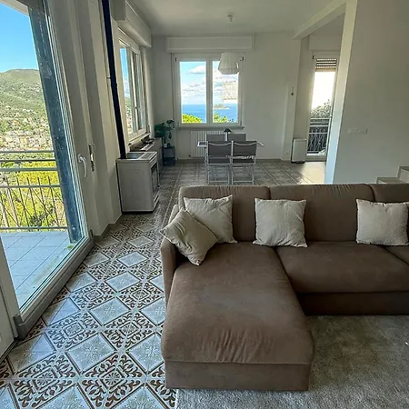 Vista Mare Con Terrazza