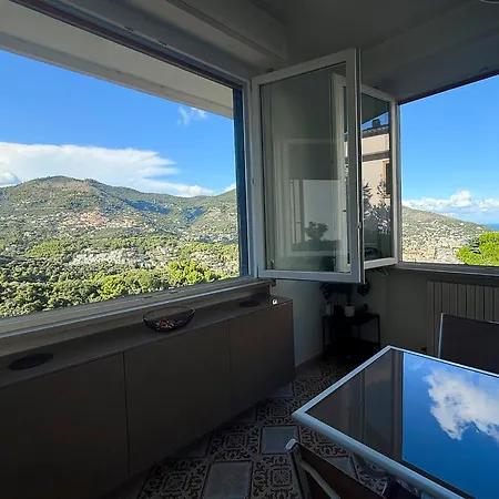 Vista Mare Con Terrazza 公寓 *